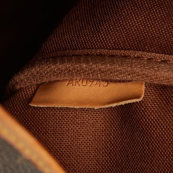 LOUIS VUITTON Monogram Saumur 35 Crossbody Bag - Picture 8 of 13